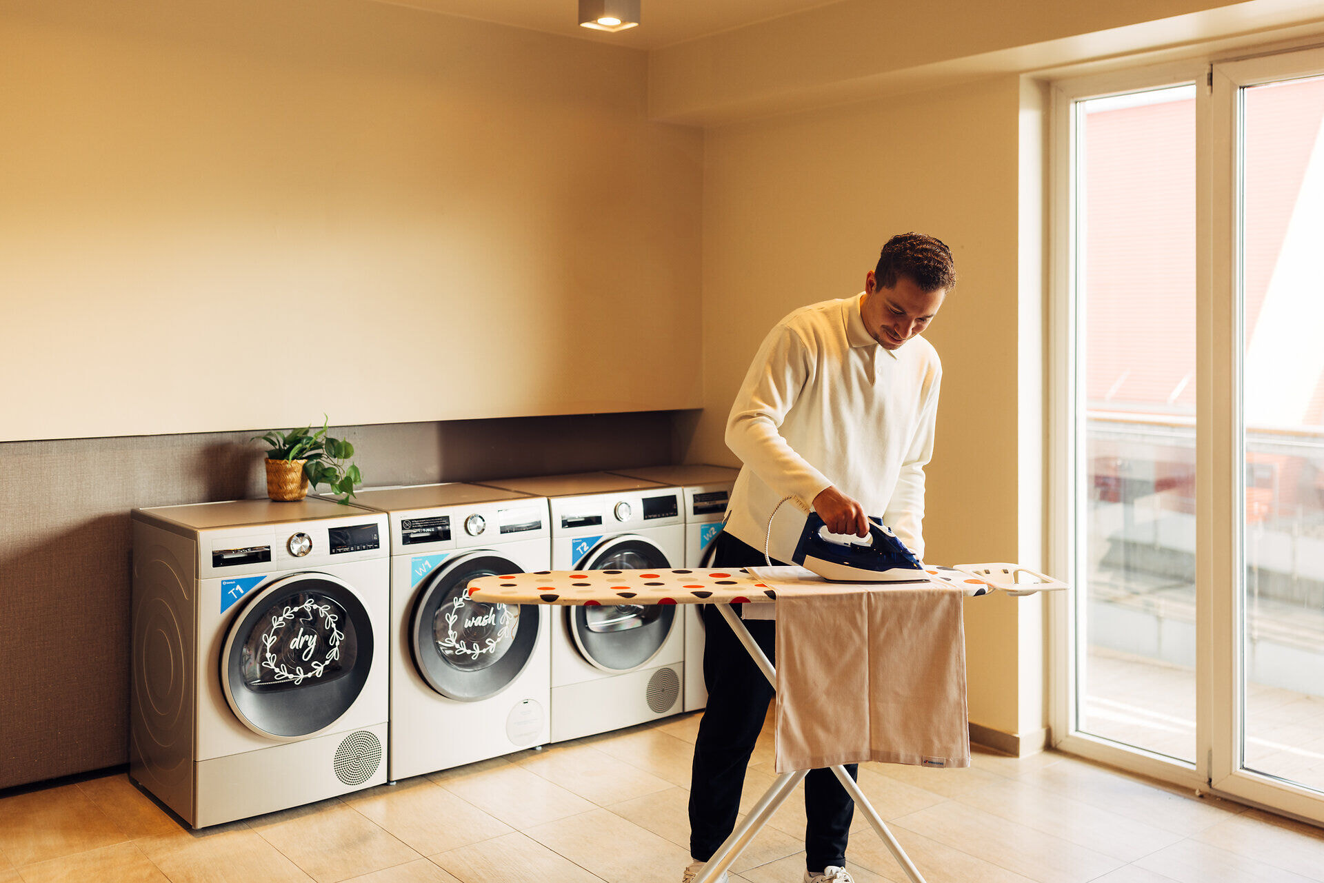 harrys_home_hart_2025_danielzangerl-_016