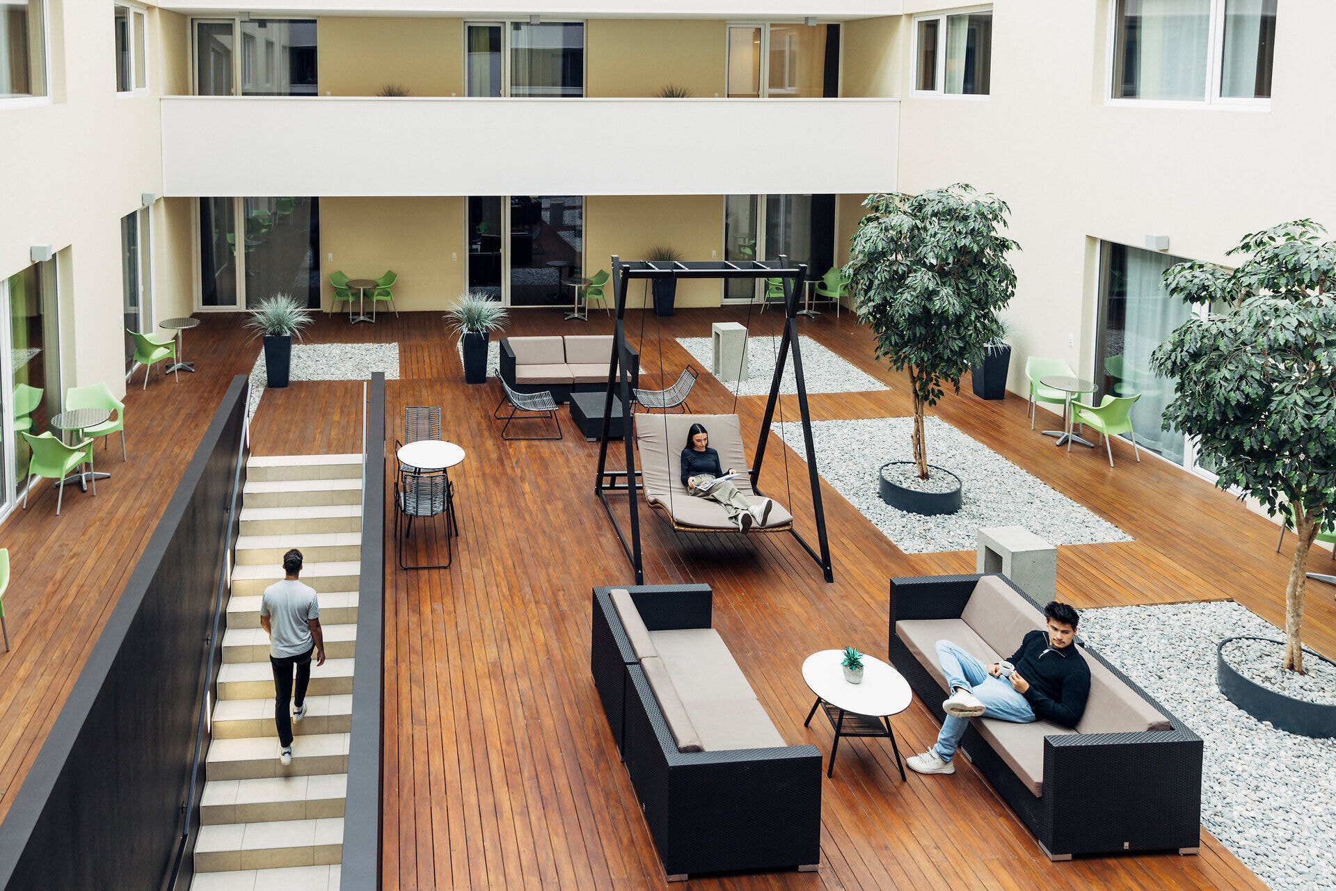 harrys_home_dornbirn_25_danielzangerl-_066